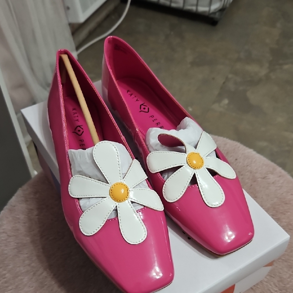Katy Perry Collections Pink Flats with Daisy Accent